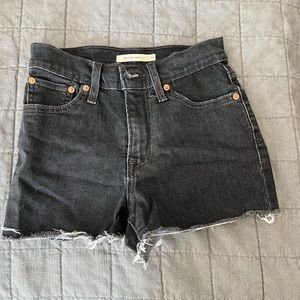 Levi high rise hypersoft short